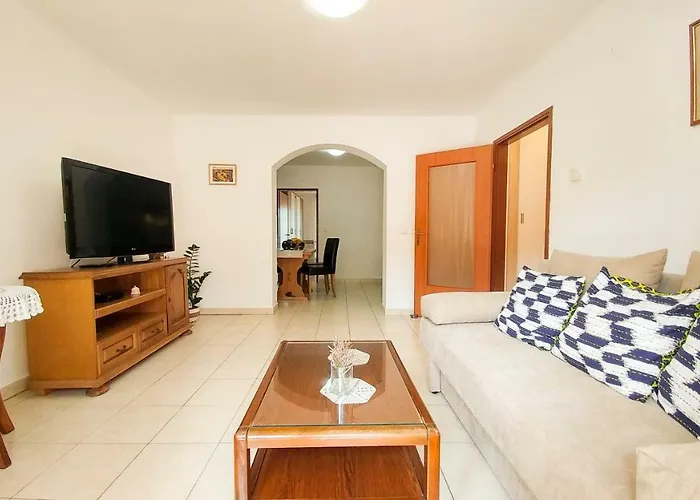 Sunny Valbandon Appartement