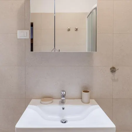 Apartment Sunny Valbandon