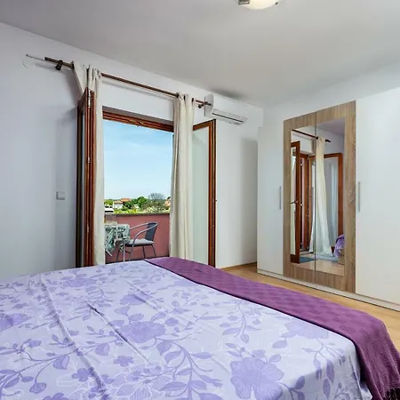 Apartment Sunny Valbandon *